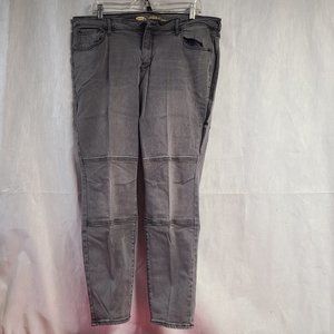 Old Navy mid-rise black jeans